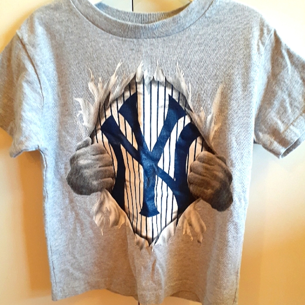 NY Yankees Youth Tshirt